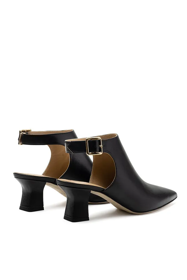 Gisele Black Buckle Shoes